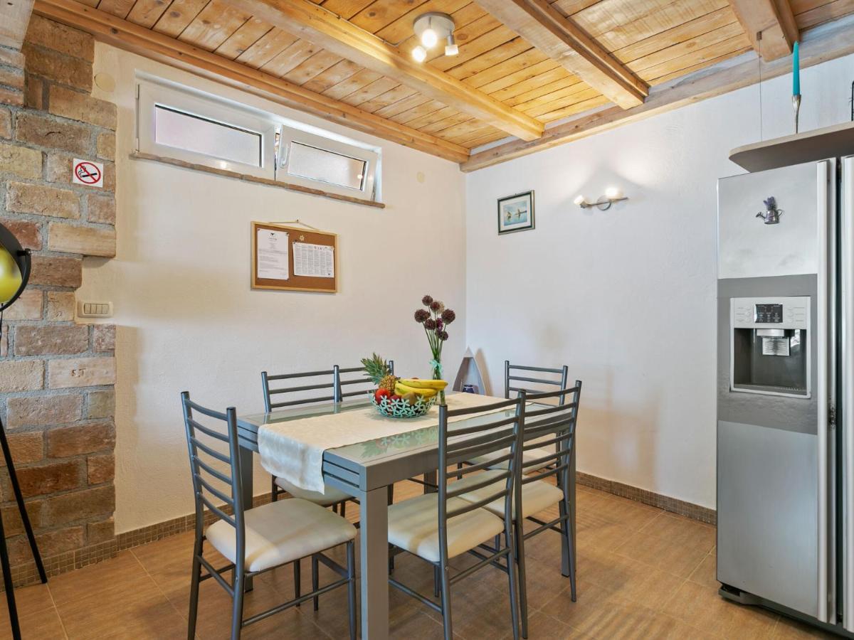 Chic Holiday Home In Marina With Private Swimming Pool Екстер'єр фото