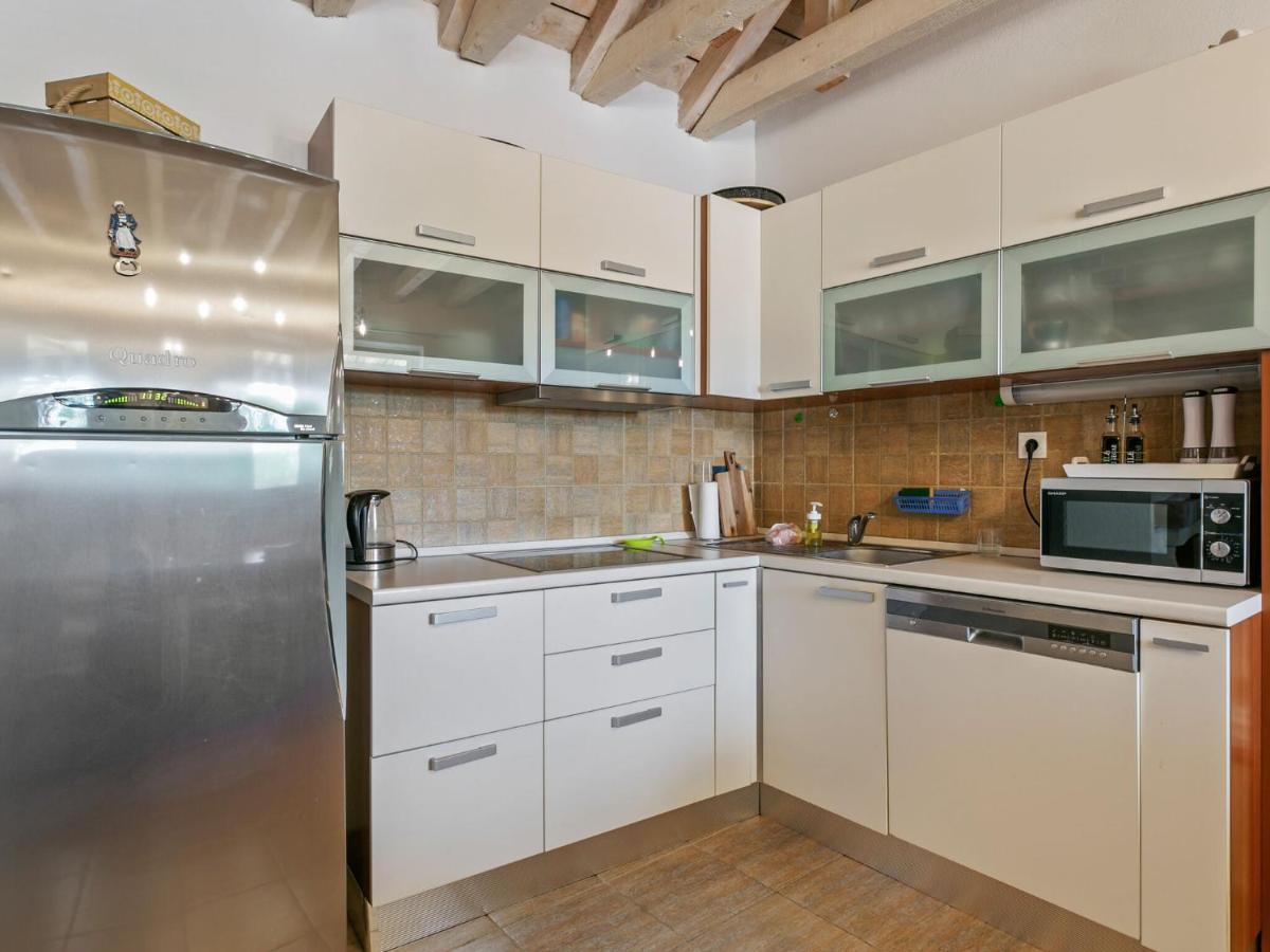 Chic Holiday Home In Marina With Private Swimming Pool Екстер'єр фото
